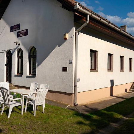 Anna Vendeghaz Hotell Balatonakali Eksteriør bilde